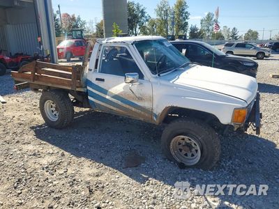 Czwarte zdjęcie samochodu z boku: 1986 TOYOTA PICKUP RN63 STD VIN:JT4RN63R0G0085986 - miniatura