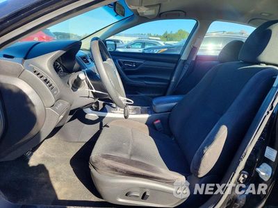 Zdjęcie 7 z 12 samochodu: 2015 NISSAN ALTIMA 2.5 S VIN:1N4AL3AP7FN870161 - miniatura