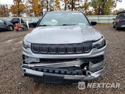 Piąte zdjęcie samochodu w środku: 2022 JEEP COMPASS LIMITED VIN:3C4NJDCB7NT178635 - miniatura
