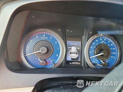 Zdjęcie 9 z 13 samochodu: 2019 TOYOTA SIENNA LE VIN:5TDKZ3DC8KS998919 - miniatura