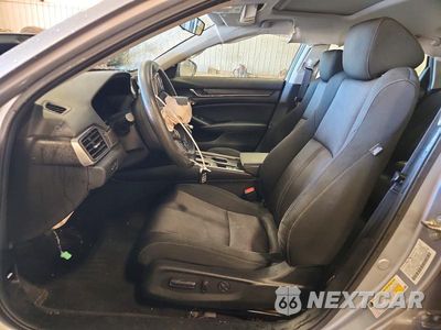 Zdjęcie 7 z 12 samochodu: 2018 HONDA ACCORD EX VIN:1HGCV1F48JA076903 - miniatura
