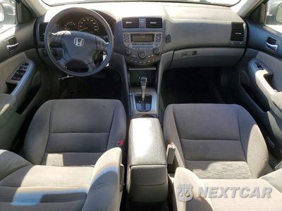 Zdjęcie 8 z 13 samochodu: 2007 HONDA ACCORD EX VIN:1HGCM56787A005147 - miniatura