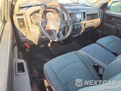Zdjęcie 8 z 12 samochodu: 2014 RAM 1500 ST VIN:3C6JR6DG1EG166638 - miniatura