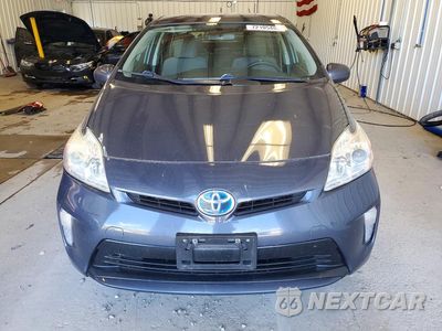 Piąte zdjęcie samochodu w środku: 2014 TOYOTA PRIUS THREE VIN:JTDKN3DU9E1783345 - miniatura