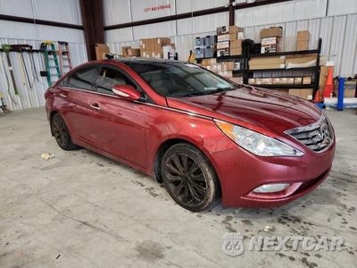 Czwarte zdjęcie samochodu z boku: 2012 HYUNDAI SONATA LIMITED 2.0T VIN:5NPEC4AB5CH323536 - miniatura