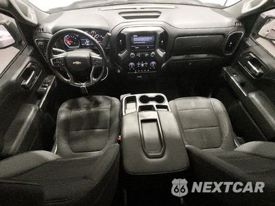 Zdjęcie 8 z 12 samochodu: 2021 CHEVROLET SILVERADO C1500 LT VIN:3GCPWCED3MG420184 - miniatura