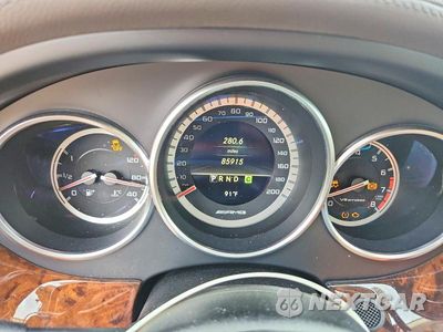 Zdjęcie 9 z 13 samochodu: 2012 MERCEDES-BENZ CLS 63 AMG VIN:WDDLJ7EB4CA001315 - miniatura