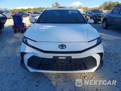 Piąte zdjęcie samochodu w środku: 2025 TOYOTA CAMRY SE VIN:4T1DBADKXSU505046 - miniatura