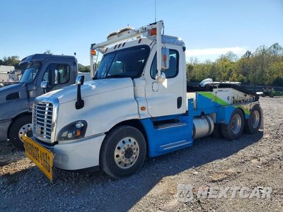 2019 FREIGHTLINER CASCADIA TOTER TRUCK 3ALHGEDV2KDKK8386 - główne zdjęcie licytacji z USA - miniatura