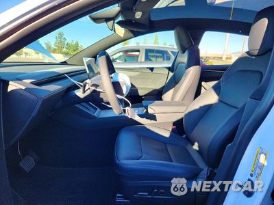 Zdjęcie 7 z 12 samochodu: 2026 TESLA MODEL Y VIN:7SAYGDEE4TF729539 - miniatura