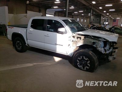 Czwarte zdjęcie samochodu z boku: 2019 TOYOTA TACOMA TRD OFF-ROAD VIN:3TMCZ5AN6KM261238 - miniatura
