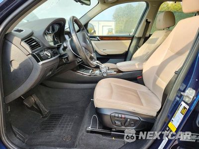Zdjęcie 7 z 13 samochodu: 2017 BMW X3 XDRIVE28I VIN:5UXWX9C5XH0T04173 - miniatura
