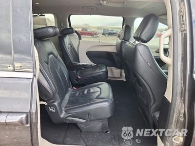 Zdjęcie 11 z 13 samochodu: 2019 CHRYSLER PACIFICA TOURING L VIN:2C4RC1BG7KR506853 - miniatura