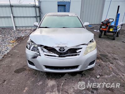 Piąte zdjęcie samochodu w środku: 2011 TOYOTA CAMRY BASE VIN:4T1BF3EK1BU648280 - miniatura