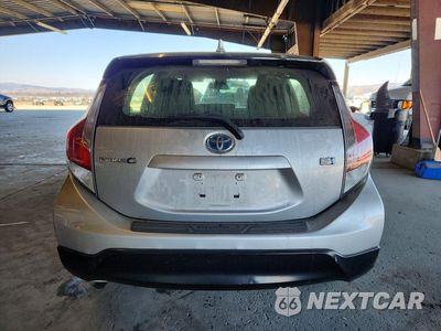 Zdjęcie 6 z 12 samochodu: 2017 TOYOTA PRIUS C ONE VIN:JTDKDTB33H1592697 - miniatura