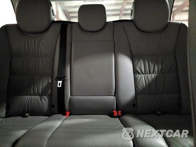 Zdjęcie 10 z 14 samochodu: 2010 PORSCHE CAYENNE VIN:WP1AA2AP7ALA05851 - miniatura