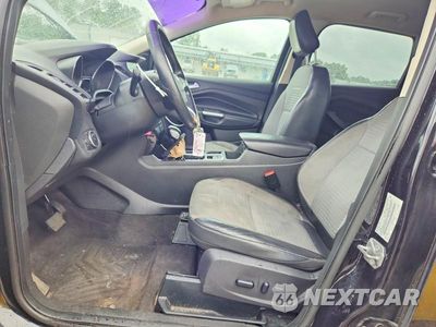 Zdjęcie 7 z 12 samochodu: 2019 FORD ESCAPE SE VIN:1FMCU9GD7KUA28285 - miniatura