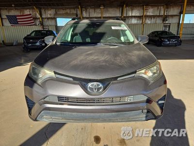 Piąte zdjęcie samochodu w środku: 2018 TOYOTA RAV4 LE VIN:2T3ZFREV0JW450260 - miniatura