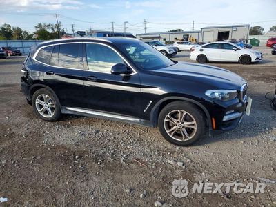 Czwarte zdjęcie samochodu z boku: 2019 BMW X3 SDRIVE30I VIN:5UXTR7C57KLE96730 - miniatura