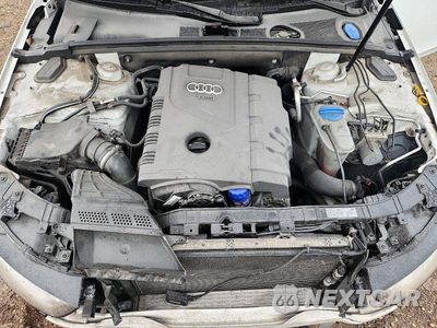 Zdjęcie 11 z 13 samochodu: 2016 AUDI A4 PREMIUM S-LINE VIN:WAUBFAFL2GA012909 - miniatura