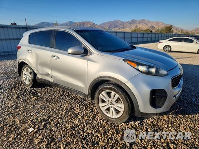 Czwarte zdjęcie samochodu z boku: 2019 KIA SPORTAGE LX VIN:KNDPM3AC3K7530924 - miniatura