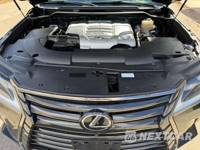Zdjęcie 9 z 13 samochodu: 2019 LEXUS LX 570 VIN:JTJHY7AX2K4303189 - miniatura