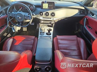 Zdjęcie 8 z 12 samochodu: 2020 KIA STINGER GT2 VIN:KNAE55LC7L6075271 - miniatura