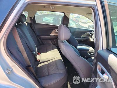 Zdjęcie 10 z 12 samochodu: 2020 KIA NIRO LX VIN:KNDCB3LC7L5399690 - miniatura
