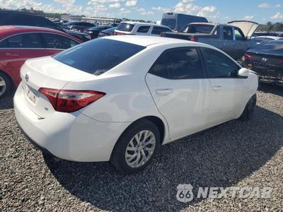 Trzecie zdjęcie samochodu z tyłu: 2018 TOYOTA COROLLA LE VIN:5YFBURHE9JP799589 - miniatura