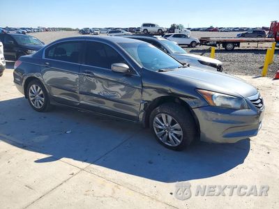 Czwarte zdjęcie samochodu z boku: 2012 HONDA ACCORD VIN:1HGCP2F82CA071394 - miniatura