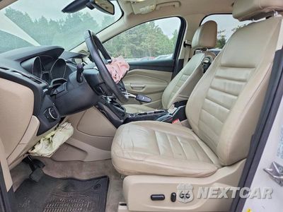 Zdjęcie 7 z 13 samochodu: 2015 FORD ESCAPE TITANIUM VIN:1FMCU9J92FUC29151 - miniatura