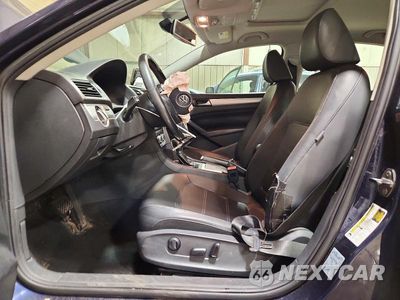 Zdjęcie 7 z 12 samochodu: 2012 VOLKSWAGEN PASSAT SE VIN:1VWBP7A32CC088183 - miniatura