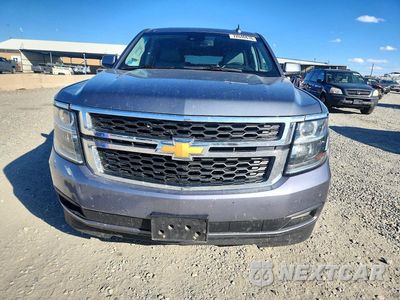 Piąte zdjęcie samochodu w środku: 2018 CHEVROLET SUBURBAN K1500 LT VIN:1GNSKHKC1JR182191 - miniatura
