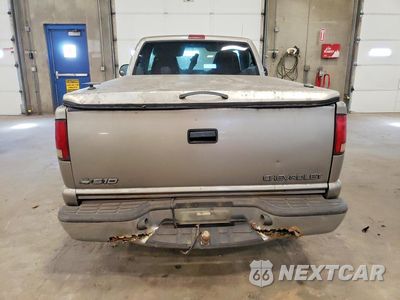 Zdjęcie 6 z 12 samochodu: 2000 CHEVROLET S TRUCK S10 VIN:1GCCS1448YK108585 - miniatura