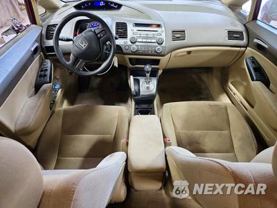 Zdjęcie 8 z 12 samochodu: 2007 HONDA CIVIC LX VIN:1HGFA16517L129780 - miniatura