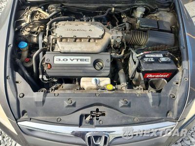 Zdjęcie 11 z 12 samochodu: 2006 HONDA ACCORD EX VIN:1HGCM66566A021611 - miniatura