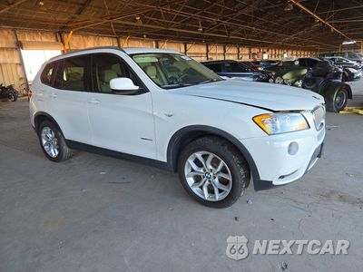 Czwarte zdjęcie samochodu z boku: 2013 BMW X3 XDRIVE28I VIN:5UXWX9C5XD0A31099 - miniatura