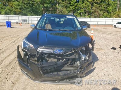 Piąte zdjęcie samochodu w środku: 2024 SUBARU FORESTER TOURING VIN:JF2SKAMC9RH432485 - miniatura