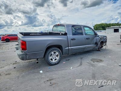 Trzecie zdjęcie samochodu z tyłu: 2005 DODGE DAKOTA QUAD SLT VIN:1D7HE48N45S314117 - miniatura