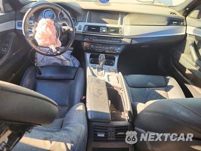 Zdjęcie 8 z 12 samochodu: 2016 BMW 550 I VIN:WBAKN9C56GD963121 - miniatura