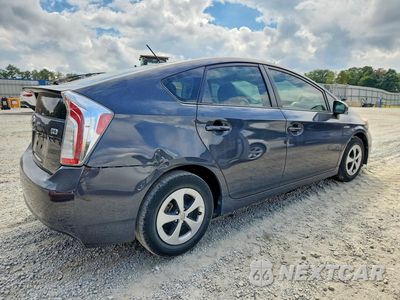 Trzecie zdjęcie samochodu z tyłu: 2015 TOYOTA PRIUS TWO VIN:JTDKN3DU9F0479231 - miniatura