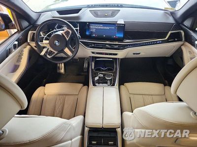 Zdjęcie 8 z 13 samochodu: 2023 BMW X7 XDRIVE40I VIN:5UX23EM01P9P28194 - miniatura