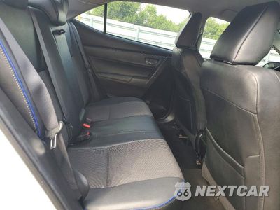 Zdjęcie 10 z 12 samochodu: 2018 TOYOTA COROLLA SE VIN:5YFBURHE9JP786759 - miniatura