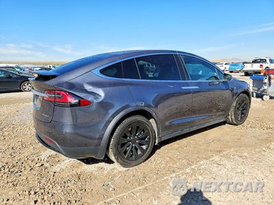 Trzecie zdjęcie samochodu z tyłu: 2020 TESLA MODEL X VIN:5YJXCAE2XLF233928 - miniatura
