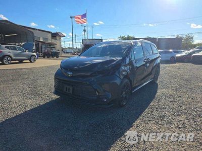 2026 TOYOTA SIENNA WOODLAND EDITION 5TDCSKFC7TS255427 - główne zdjęcie licytacji z USA - miniatura
