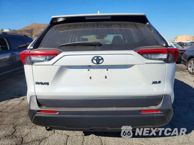 Zdjęcie 6 z 14 samochodu: 2023 TOYOTA RAV4 XLE PREMIUM VIN:2T3C1RFV8PW283304 - miniatura