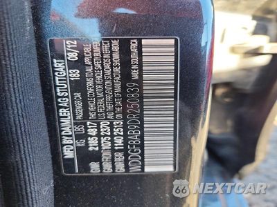 Zdjęcie 12 z 12 samochodu: 2013 MERCEDES-BENZ C 300 4MATIC VIN:WDDGF8AB9DR250839 - miniatura