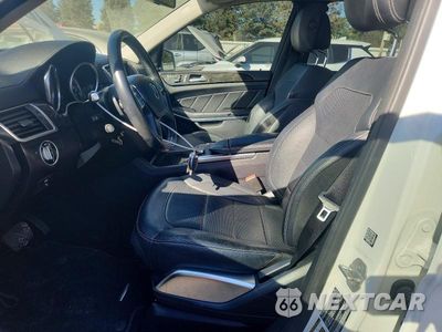 Zdjęcie 7 z 12 samochodu: 2015 MERCEDES-BENZ GL 550 4MATIC VIN:4JGDF7DEXFA578099 - miniatura