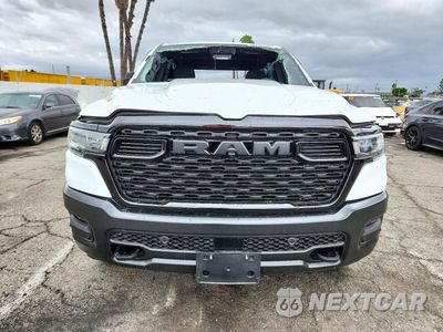 Piąte zdjęcie samochodu w środku: 2026 RAM 1500 TRADESMAN VIN:3C6SRFGP6T4180436 - miniatura