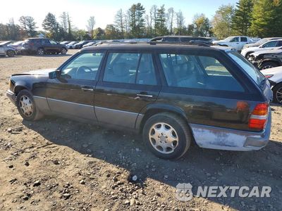 Drugie zdjęcie samochodu z przodu: 1995 MERCEDES-BENZ E 320 VIN:WDBEA92E8SF305759 - miniatura